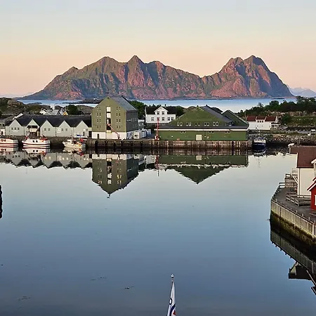 Jaw Dropping New Penthouse Apt In Svolvær Exterior photo